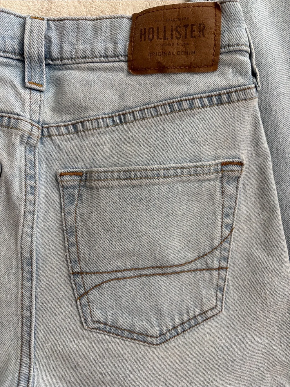 HOLLISTER ‘Loose’ Mens Jeans Size 28 x 30